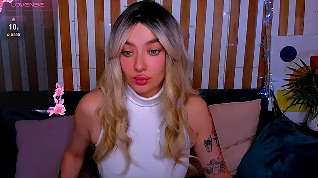 Emily_Tylerr Live XXX-Chat