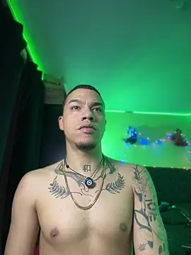 AlphaMasterXxx Pertunjukan Webcam