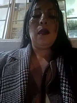 Chat XXX en directo de misshot_02