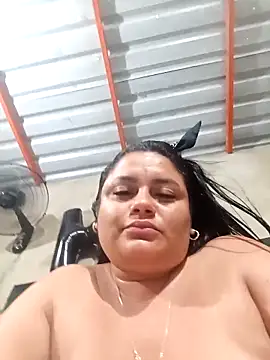 Chat +18 de Lena_Cum69 ao vivo