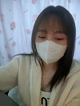 Kajisu_26: διαδικτυακό σόου στην κάμερα