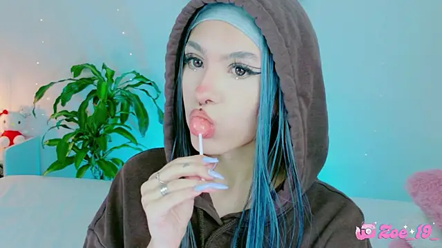 Chat +18 de cuteezoe ao vivo