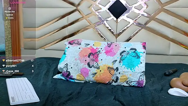 missfoster: απευθείας συνομιλία ΧΧΧ