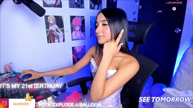Scarlesth Chat XXX live