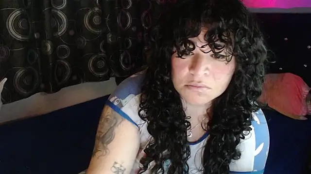 ANGELIQUE_KLANE Adlı Modelin Canlı XXX Sohbeti