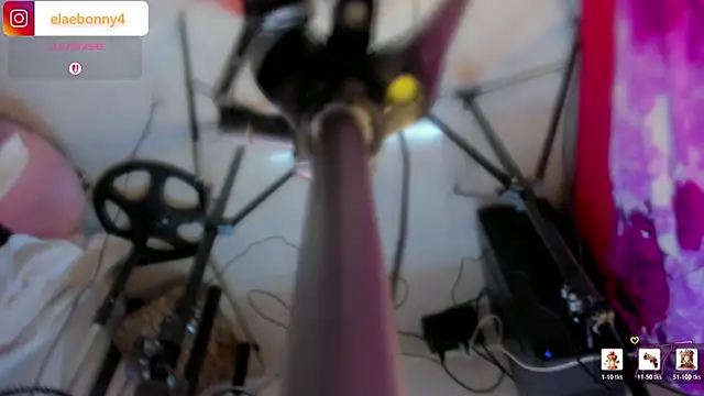 Živý XXX chat Keily-w