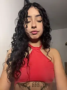 แชท XXX สดของ RosseMelody