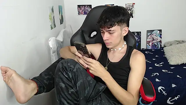 Онлайн чат XXX Rimuru17