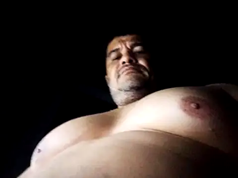 tarra122 Show in webcam