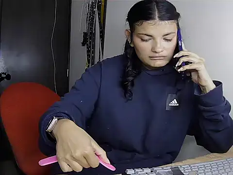 xoxo_Goticn Webbikameraesitys