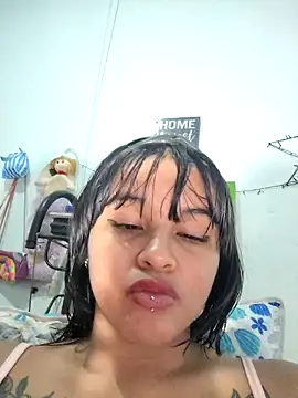 Вебкам-шоу KattalellaGomez