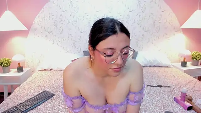 Živý XXX chat Angelie_Rosebrm