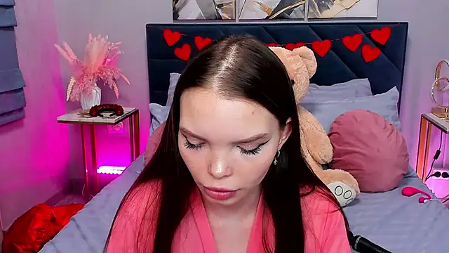 Curvy_Dynamite_ Chat XXX live