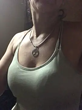 valkiriasexxx élő XXX-chatje