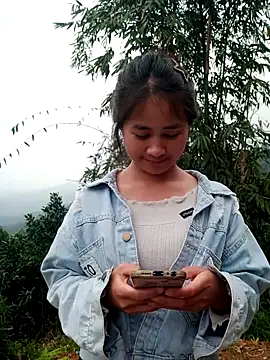 Him_MountainGirl 现场XXX聊天