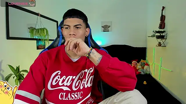 Damian_latinxxx Webcam Show