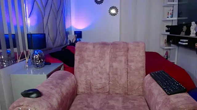 nati_muscle Adlı Modelin Canlı XXX Sohbeti