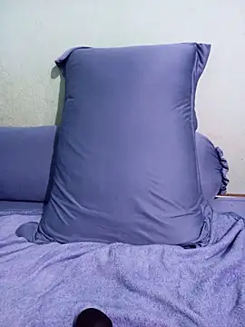 Pokazy przed kamerką – Tiomy99