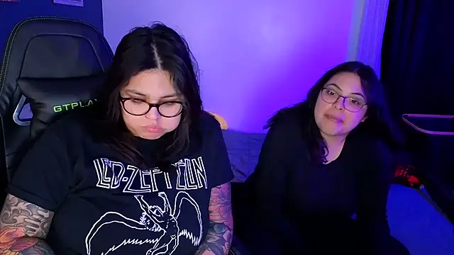 miacanela_xo: онлайн-секс-чат