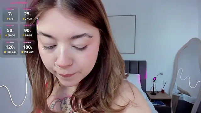 دردشة DreamLiza الجنسية المباشرة