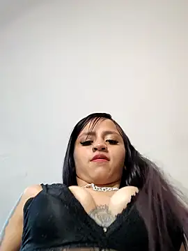 Lauraaa_pink18 Webcam Show