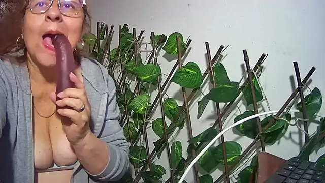 دردشة nicoltatiana_ الجنسية ا لمباشرة