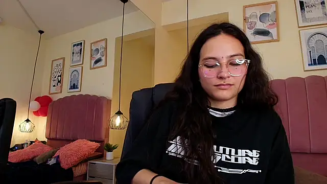 Hanabie_ Adlı Modelin Canlı XXX Sohbeti