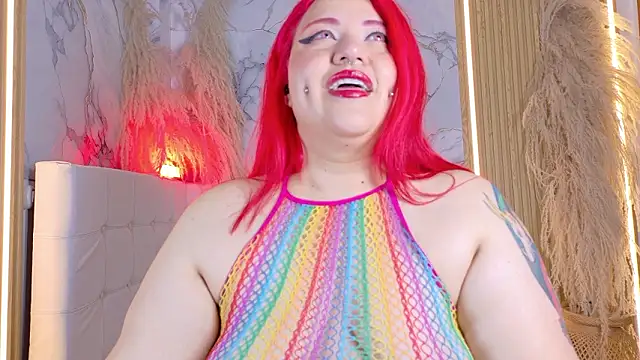 Bruja__Scarlata élő XXX-chatje