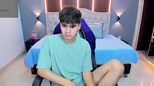 Chat +18 de Tommy18__ ao vivo