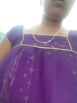 دردشة Hot-Tinaa الجنسية المباشرة