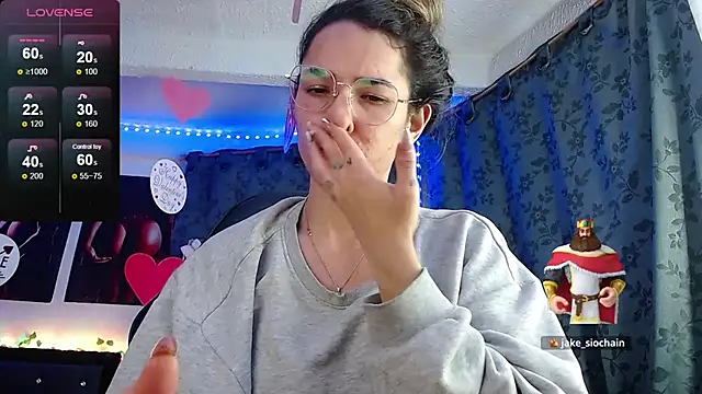 Niky_777 লাইভ XXX চ্যাট