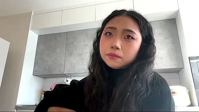 XXX chat uživo modela SweetMiaXO