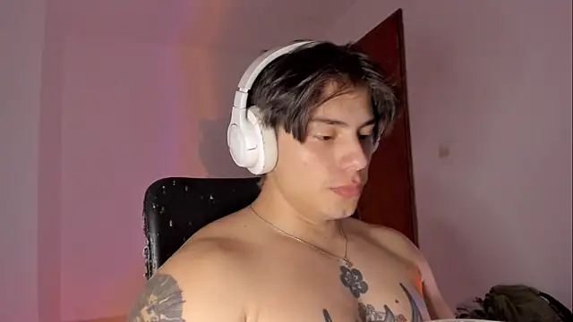 Giordano_Russo: вебкам-шоу