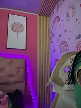 แชท XXX สดของ Megaan__More