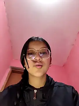 velvet_macaw – Naživo XXX chat