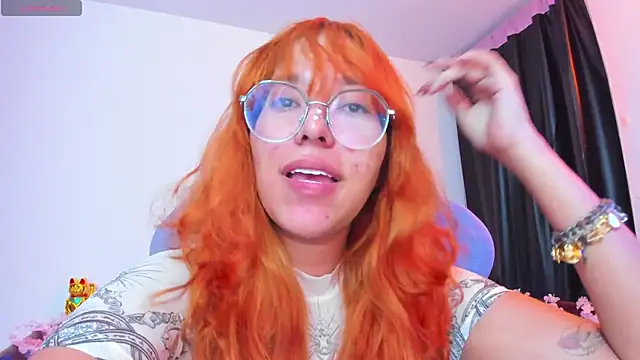 _Moon_Johnson's Live XXX Chat