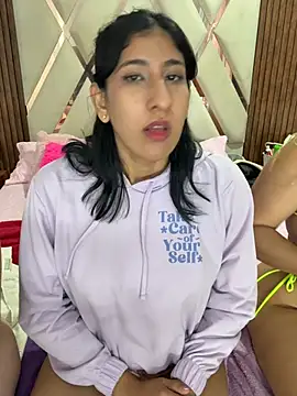 Chat XXX en directo de Violet_rousse7