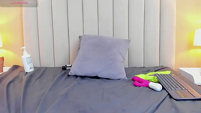 Rachel_Donnelly Live XXX-chat