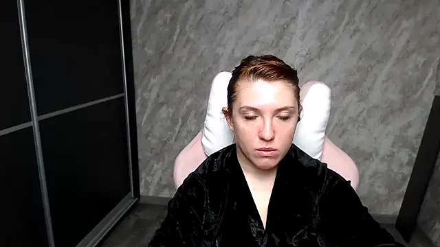 Reginasmilee: απευθείας συνομιλία ΧΧΧ