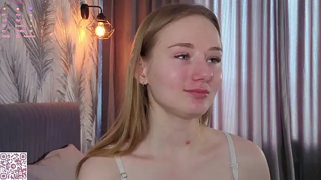 Chat XXX ao vivo de ElvinaRose