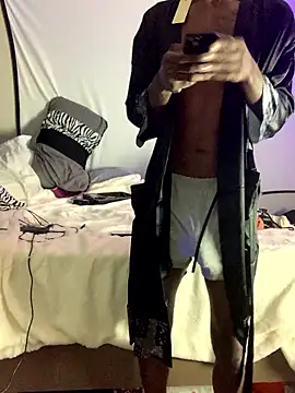 Chat +18 de Triggerhappycj100 ao vivo