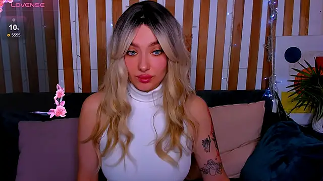 Chat XXX en directo de Emily_Tylerr