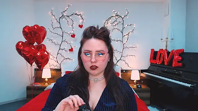 Hennessy_bunny 现场XXX聊天