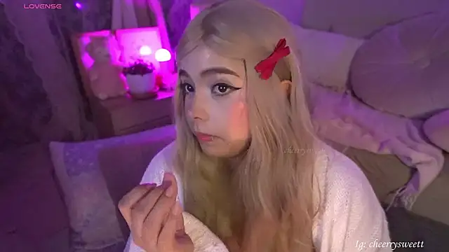 Cheerrysweett: απευθείας συνομιλία ΧΧΧ