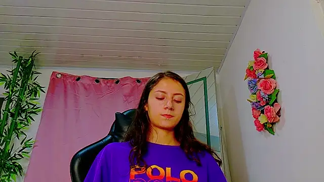 scarlet-jonesx Chat XXX in diretta