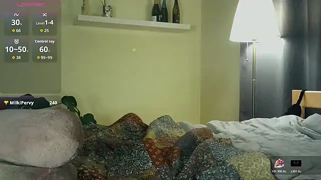 lia_grl Show in webcam