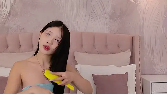 AnneCurtis' Live XXX Chat