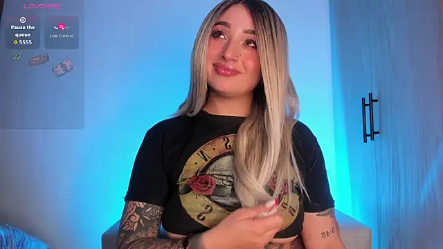 Chat XXX en directo de scarlett_Collinss