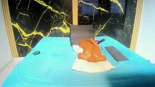 Chat XXX en directo de AdrianaVegga