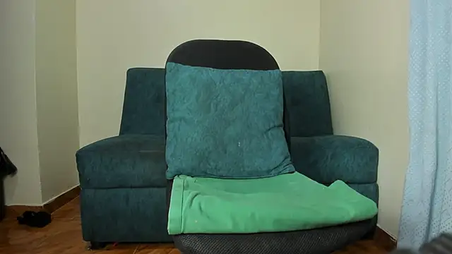 Paulaellie élő XXX-chatje